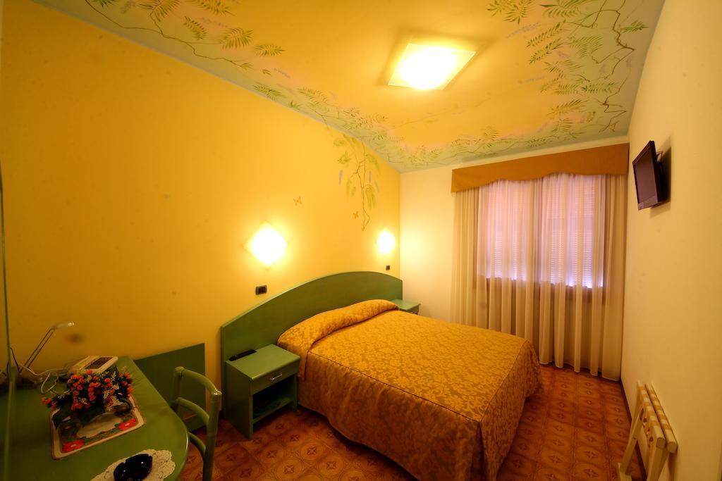 La Favorita Apricale B&B & Ristorante Habitación foto